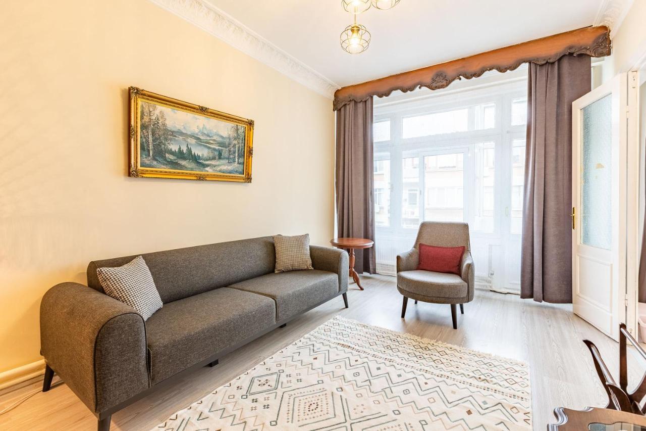 Charming Apartment Surrounded By Vibrant Attractions In Kadikoy 이스탄불 외부 사진